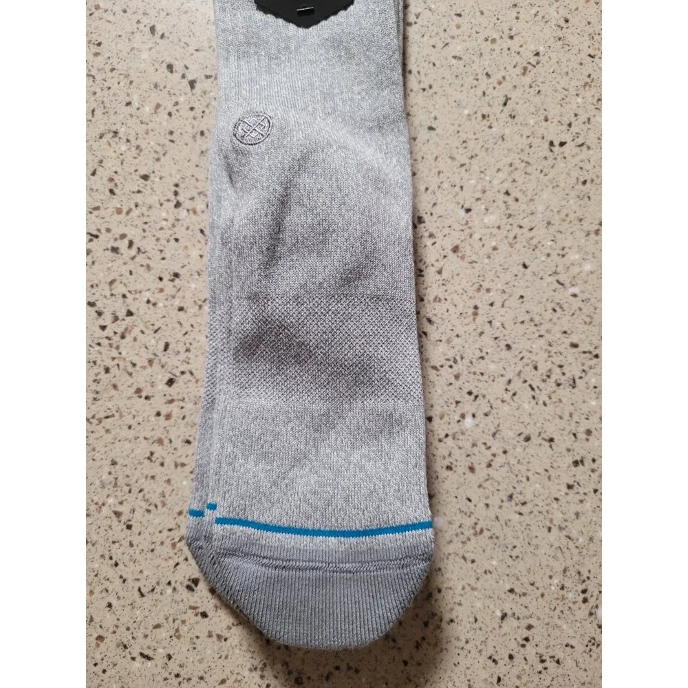 Stance Icon 3 Pair Unisex Medium Mens 6-8.5 Womens 8-10.5 Casual Crew Socks Gray